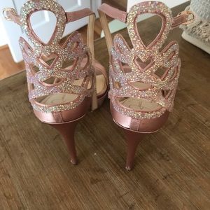 Jessica Simpson heels